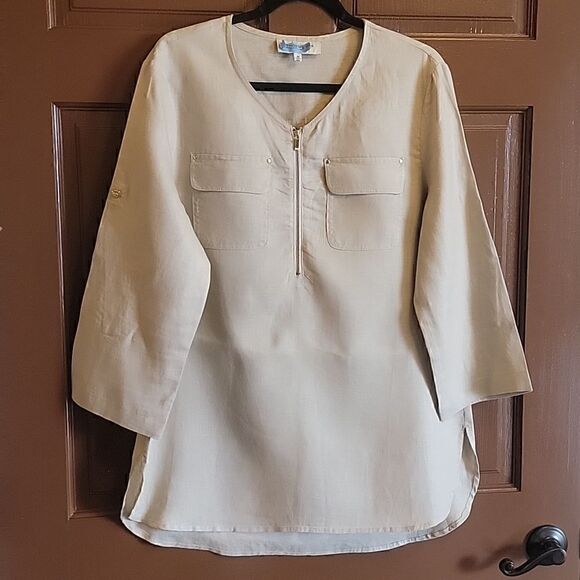 Jones New York Tops - Jones New York-Linen Khaki colored top,Scoop Neck, 3/4 sleeves M